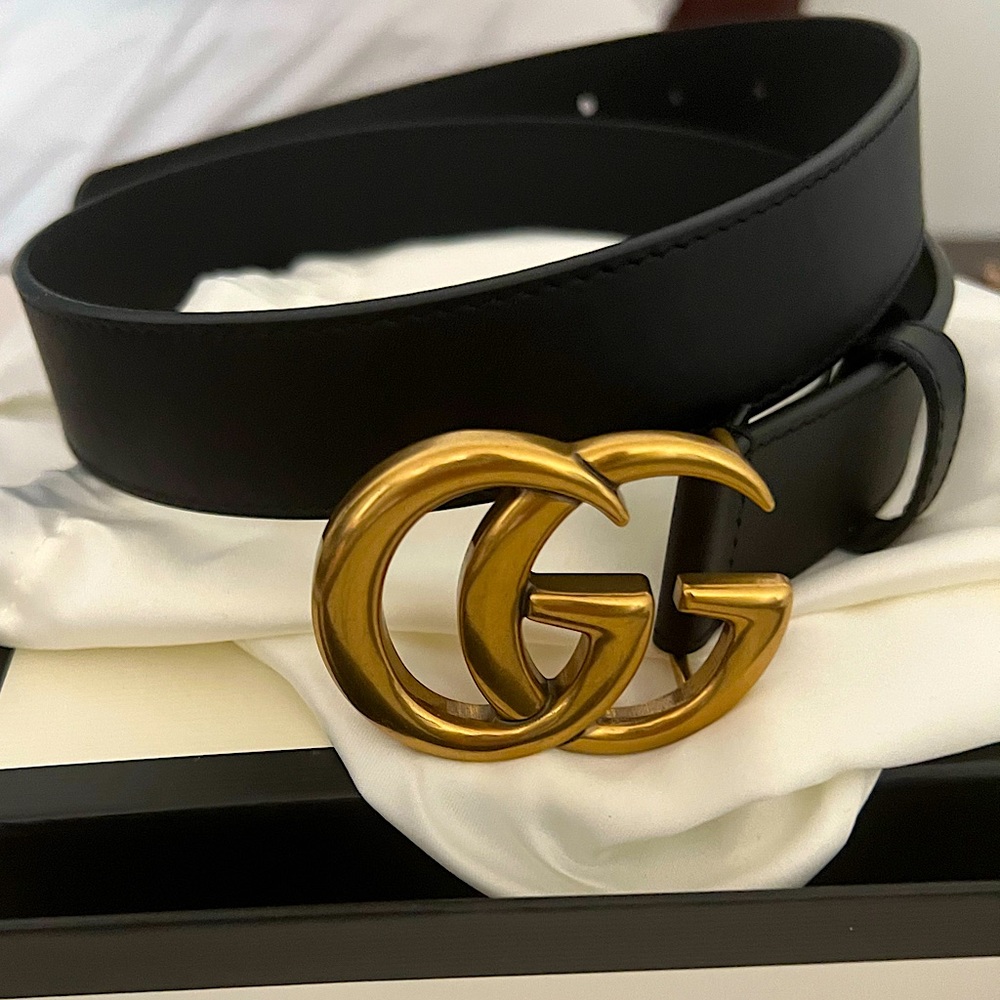 Gucci double g belt